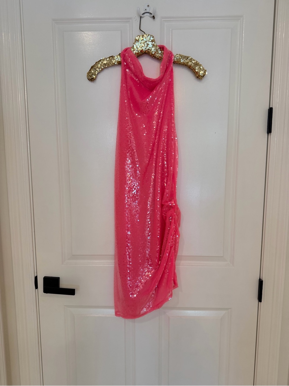 One-Shoulder Pink Sequin Evening Dress